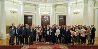 Состоялось очередное вручение парламентской премии победителям международных школьных олимпиад - Законодательное собрание