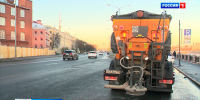 Коммунальные службы Петербурга продолжают борьбу с гололёдом - ГТРК Санкт-Петербург