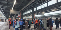 На Ладожском вокзале Петербурга службы ожидают прибытия резервного состава из Мурманской области - Spbdnevnik.ru