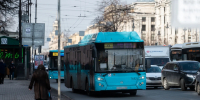 Пассажир подрался в Петербурге с водителем автобуса из-за незакрытых дверей - Комсомольская правда