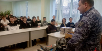 В Ленинградской области сотрудники Росгвардии провели уроки мужества для учащихся - Росгвардия