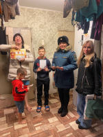 «Безопасность в Новый год: рейд по установке извещателей»