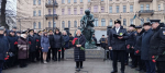 Церемония у памятника «Царь-плотник»