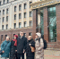 Адвокат Андрей Чертков и знакомые Ивана. Фото: Дарья Дмитриева / MR7 - Мой район
