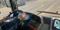 Оторвал дворник и разбил лобовуху: вандала после конфликта с водителем автобуса на Ленсовета задержали по «горячим следам» - Neva.Today