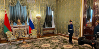В Кремле показали обстановку в Зеленой гостиной перед переговорами Путина и Лукашенко - Spbdnevnik.ru