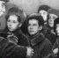 Одна неделя сорок пятого. Какие события были отмечены в «Ленинградской правде» с 31 марта по 6 апреля | 1 апреля. Инструктор группового обучения на заводе «Большевик» т. А. Г. Брюхов беседует со своими воспитанниками./ФОТО М. МИЦКЕВИЧА - С.-Петербургские ведомости