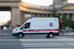11-летний школьник на велосипеде разбился об автомобиль в Петербурге