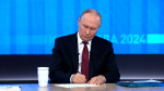 Владимир Путин наградил Ларису Удовиченко орденом - tvspb.ru