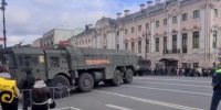 Военная техника прибыла в центр Петербурга для участия в торжественном парада на Дворцовой площади - Spbdnevnik.ru