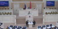Скриншот заседании трансляции Заксобрания Петербурга - Мой район