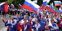 «Молодая Гвардия Единой России» и «Волонтёрская Рота» организовали массовую зарядку в Санкт-Петербурге в честь Дня России - Молодая Гвардия