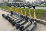 Девушка на электросамокате сбила прохожего на проспекте Металлистов |