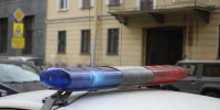 В Васкелово неизвестный напал на чужой автомобиль с топором - Петербургский дневник