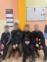 Подростки пытались проникнуть на железнодорожную станцию в Петербурге