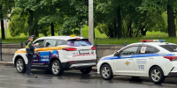 Более 50 машин такси будут пылиться на стоянке в Петербурге: за полгода полиция лишила 29 мигрантов заработка - Neva.Today