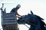 Фото: в Петербурге помыли «Медного всадника»