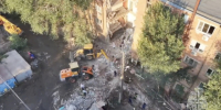 Разобравшие завалы после обрушения дома в Астрахани сотрудники МЧС не нашли жертв и пострадавших - Neva.Today