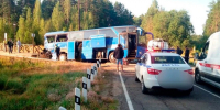 Появилось фото с места ДТП с участием автобуса и грузового поезда в Ленобласти - Комсомольская правда