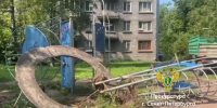 После опасных игр на горке на Энергетиков снесли детскую площадку: пострадавший ребенок может получить компенсацию - Neva.Today