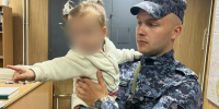 Петербурженка оставила малышку за дверью подъезда: куда пропала девочка? - Neva.Today