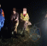 В лесах Киришского района спасатели и добровольцы нашли трех заблудившихся человек - Peterburg2.Ru