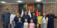 Теплое поздравление и подарки к началу учебного года организовано для детей сотрудников СИЗО-1 - УФСИН России