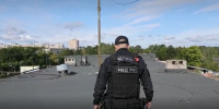 Полиция искала нелегальных мигрантов в промзоне в Киришах - Петербургский дневник