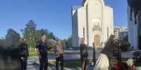 В Санкт-Петербурге представители Росгвардии почтили память жертв терроризма у памятника «Детям Беслана» - Росгвардия
