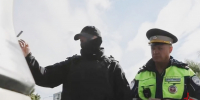 В Ленобласти сотрудники ОМОН Росгвардии оказали содействие полиции в проведении рейда по выявлению нарушений в сфере миграции - Росгвардия