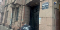 Следователями проводится осмотр здания, жильцы которого пожаловались на проведение строительных работ - Следственный комитет