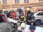 Горящий на 20 «квадратах» чердак на Большой Пушкарской тушили больше 4 часов