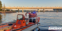 В Петербурге закончилась эвакуация пассажиров с аварийного теплохода «Чайка» - Spbdnevnik.ru