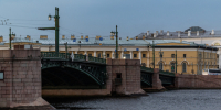 Дворцовый мост в Петербурге ремонтируют с временным сокращением полос - Санкт-Петербург.ру