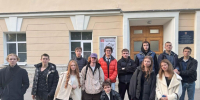 Первокурсники Президентской академии в Петербурге посетили Дом молодежи Василеостровского района - Северо-Западный институт управления