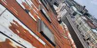 Провалы в крыше и дырявые стены: после проверки дома на Бородинской «управляйке» назначили штраф в 250 тыс. рублей - ТК Санкт-Петербург