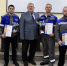 Призеры конкурса и начальник Производственно-диспетчерской службы ООО  «Газпром трансгаз Санкт-Петербург» Эдуард Бородюк (второй слева) - Газпром трансгаз Санкт-Петербург