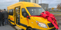 Белоруссия подарила Петербургу автобус для детей с ограниченными возможностями - Spbdnevnik.ru