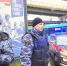 Сотрудники и военнослужащие Росгвардии приняли участие в обеспечении правопорядка при проведении мероприятий, посвященных Дню народного единства - Росгвардия
