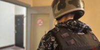 В Московском районе сотрудники Росгвардии задержали троих постояльцев отеля, избивших мужчину - Росгвардия