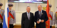 Директор центра удостоен почётного знака «За особые заслуги в области международного сотрудничества Санкт Петербурга» - Онкоцентр