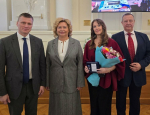 Лилии Малинкиной вручён нагрудный знак Губернатора Санкт‑Петербурга «За милосердие»