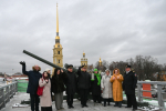 В честь открытия финала чемпионата «Профессионалы» в Петербурге прозвучал полуденный выстрел