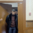 МВД Петербурга показало видео с аферистом, обманувшим бойца СВО с протезом - Neva.Today