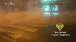 В Петербурге ликвидируют прорыв трубопровода на Маршала Казакова