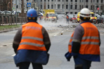 Движение на Институтском проспекте перекрыто из-за прорыва трубы