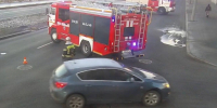 Холодная вода вытекла на проезжую часть Пироговской набережной - tvspb.ru - ТК Санкт-Петербург