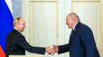 Белорусский лидер Александр Лукашенко прибыл в Петербург на саммиты ЕАЭС и СНГ