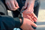 В Петербурге задержали «врача», пристававшего к девочке в парадной 26 лет назад