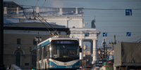 Невский проспект перекроют для троллейбусов в новогоднюю ночь - Комсомольская правда